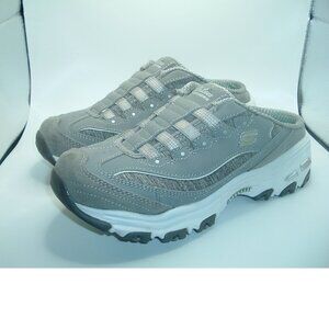 Skechers D’Lites Women 7 Slip-On Mules Sneakers 11940 Grey White Memory Foam